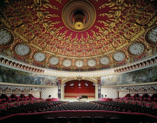 culturenlifestyle:Stunning Images of World Famous Opera Houses...