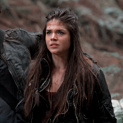 Marie Avgeropoulos religion