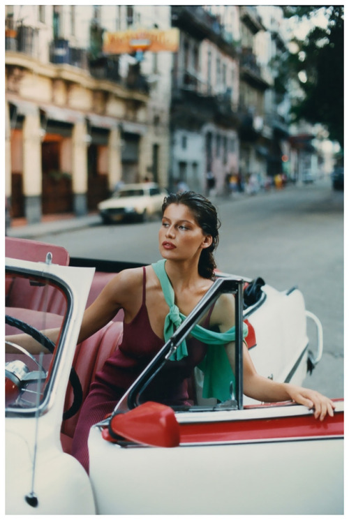 miss-vanilla:Laetitia Casta in 90′s