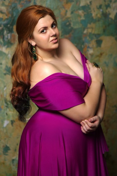 Russian Plus Size Curvy Model Katalina Gorskikh фото