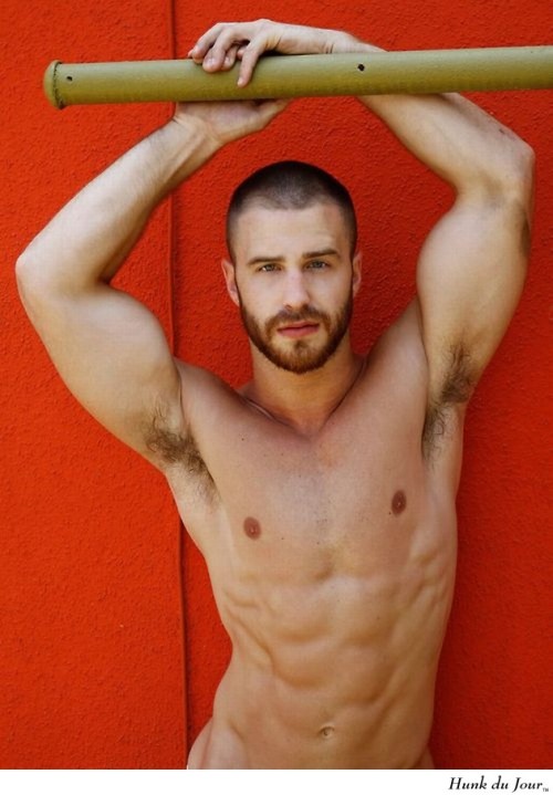 Your Hunk of the Day: Lockhart Brownlie http://hunk.dj/7531