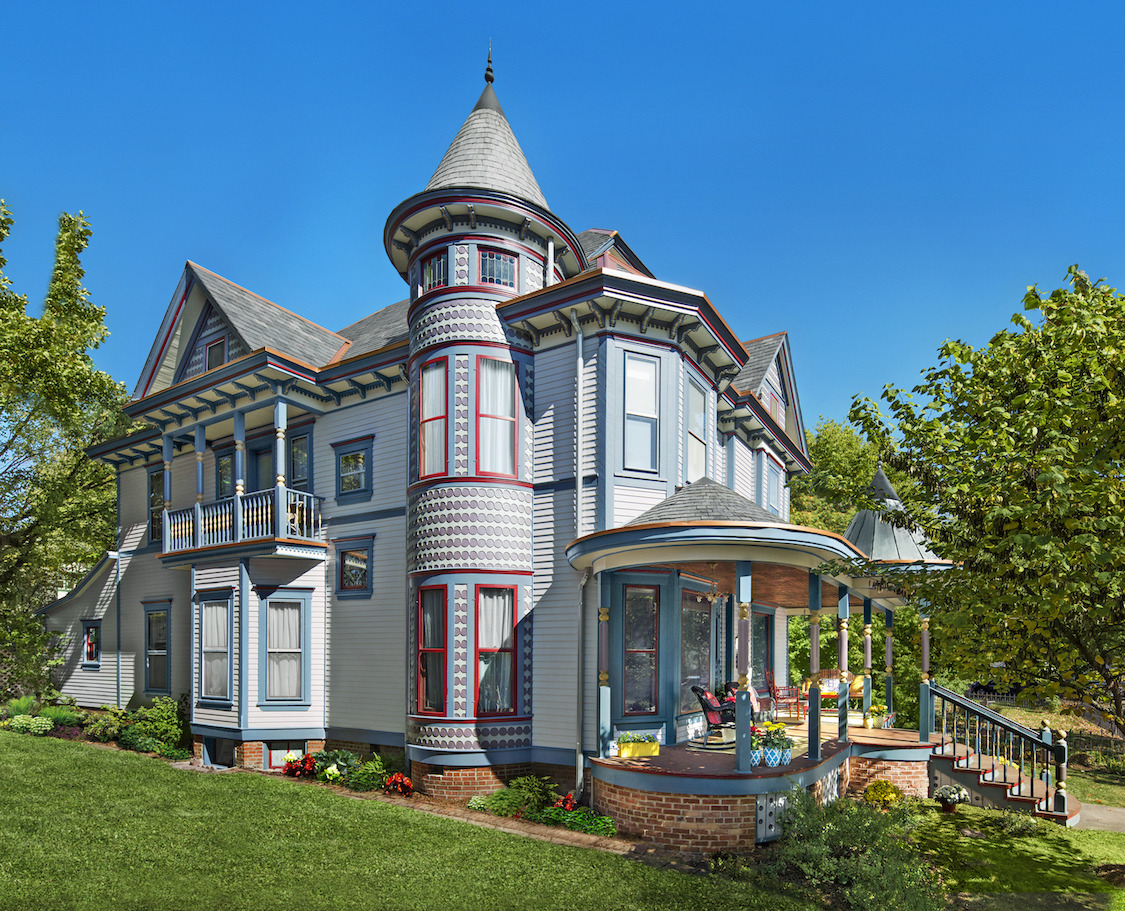 This Old House — Queen Anne Revival A 1902 Queen Anne-style house...