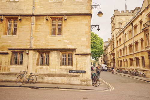 jacindaelena: Vivienne Gucwa || Oxford 