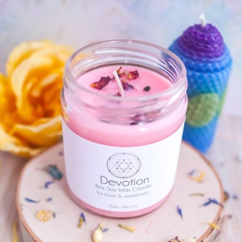 sosuperawesome:Soy Wax CandlesBellade Luna Designs on EtsySee...