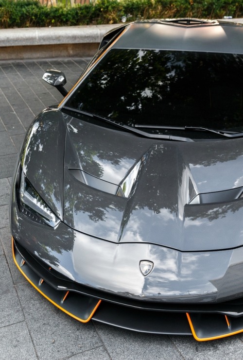dreamer-garage:Lamborghini Centenario (via)