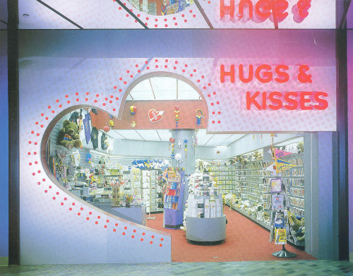 beaniebabiesofficial:HUGS & KISSES, Herald Center, NY (1986)