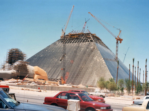 vintagelasvegas:Luxor Pyramid and the Sphinx under...