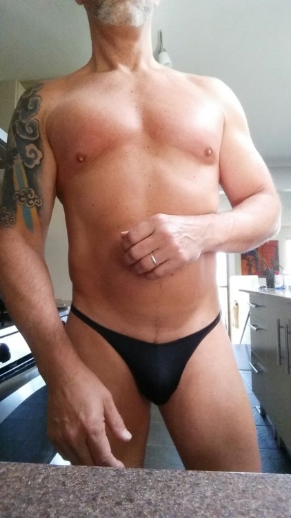 @thong-jock