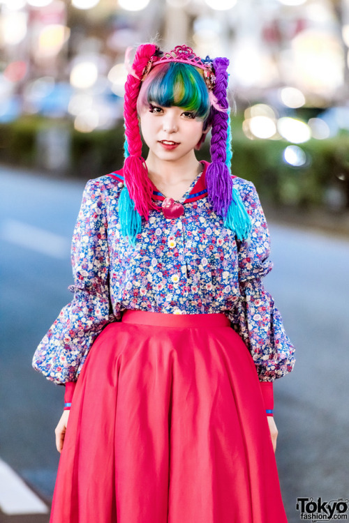 tokyo-fashion:18-year-old Japanese fashion student Lisa on the...