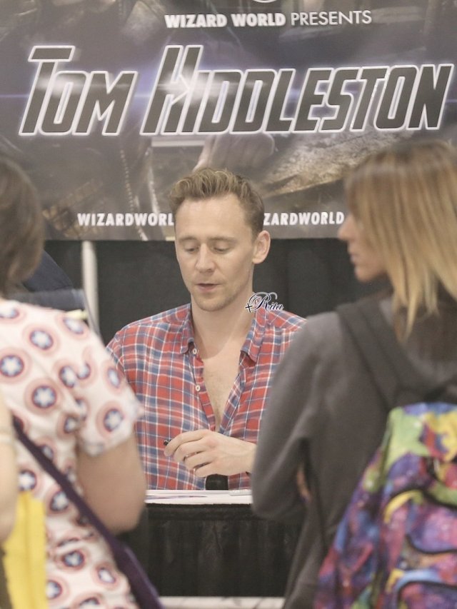 Just Tom Hiddleston — Tom Hiddleston at Wizard World Comic Con in...