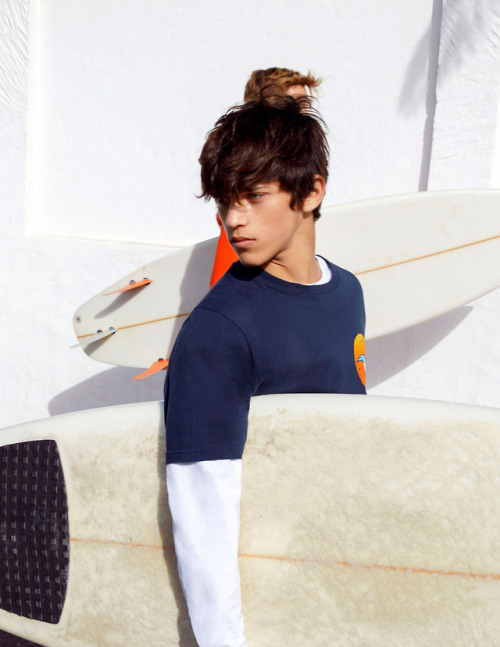 meninvogue:
“Yam Wolczak photographed by Rosaline Shahnavaz for Pull&Bear. Yam wears Pull&Bear t-shirt>
”