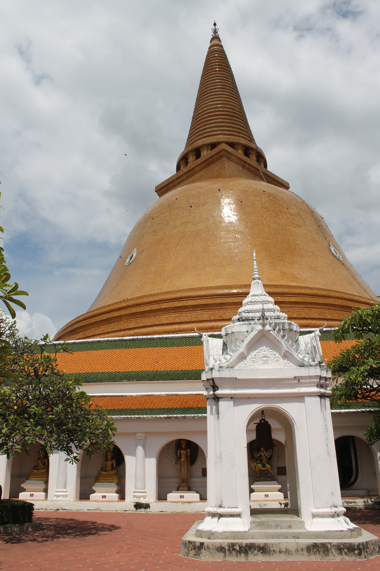 Nakhon Pathom, Thailand, 8.10.2016 - Dreamer in Thailand