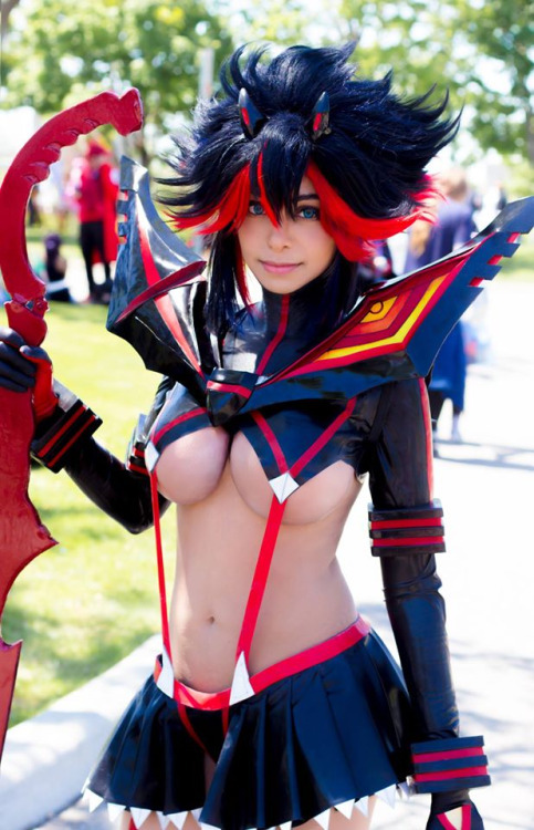 Sexy Cosplay Girls WTF