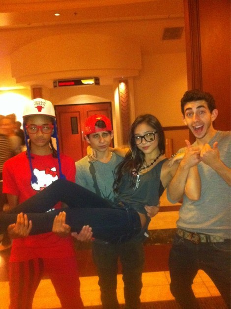 Jaden Smith dating Stella Hudgens