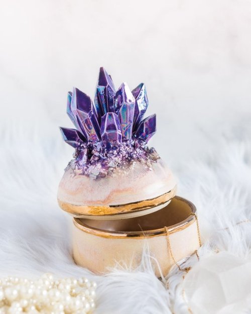 spookyfoxfashion:Handmade Crystal Ceramics...