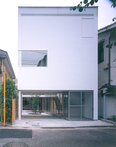 architags:<br /><br />Junichi Sampei/A.L.X.. Ikedayama House. Tokyo.  Japan. photos : Toshihide Kajihara<br />