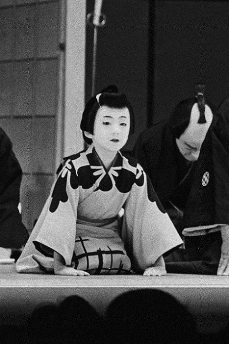un regard oblique - Sakiko Nomura :: Matsumoto Kōshirō (the