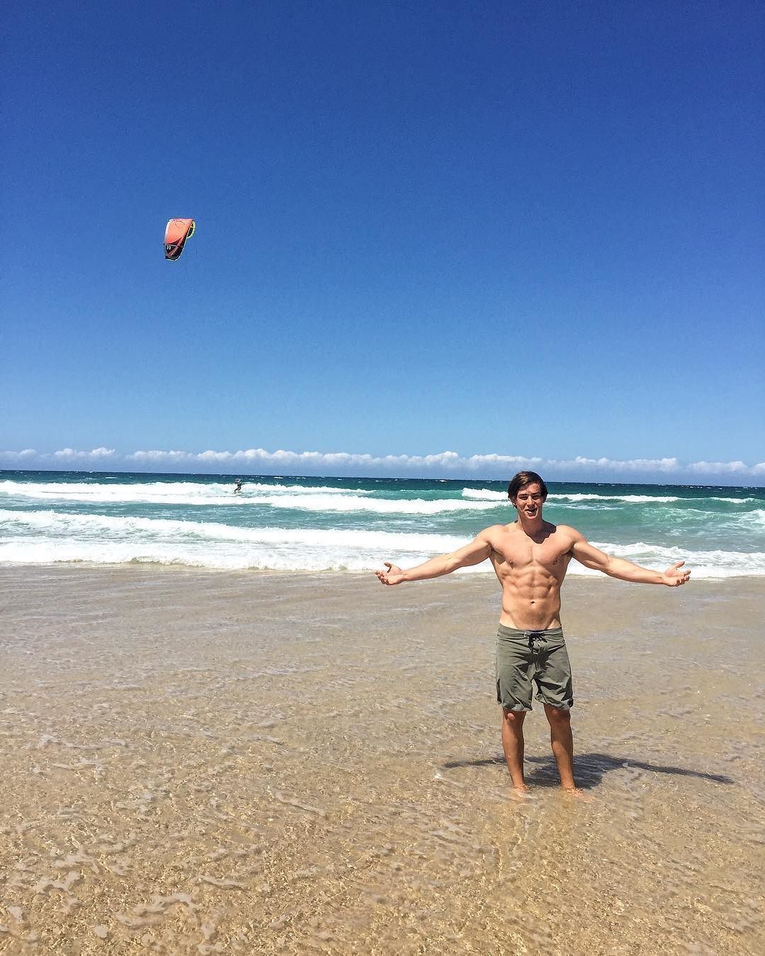 v-lines, sunny, abs, beach, pretty, summer, water, sun, freedom, gay, lgbt, boys v-lines, sunny, abs, beach, pretty, summer, water, sun, freedom, gay, lgbt, boys