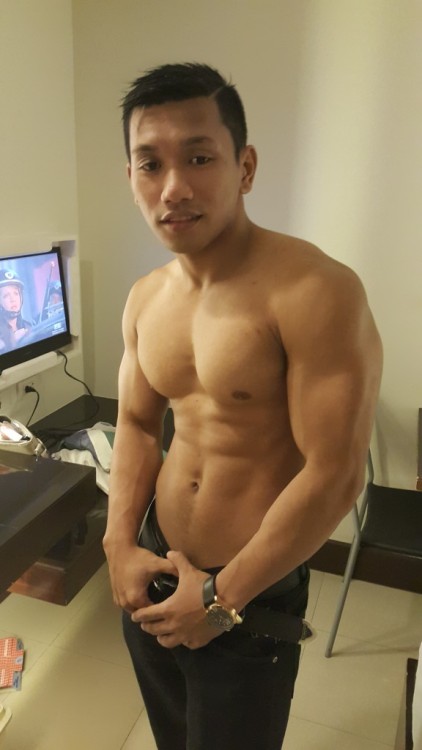 chill-lah-bro:A Hot Stuff fitness trainer from the very...