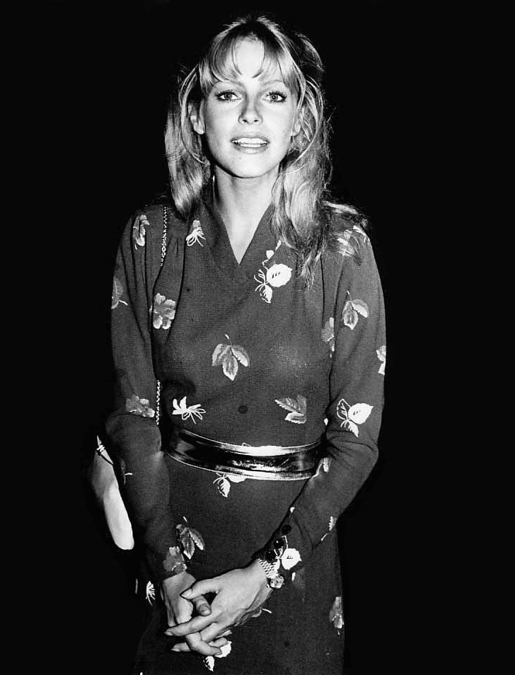 FY! Charlie's Angels (Candids of Cheryl Ladd)
