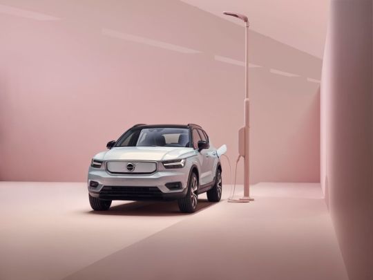 volvo xc40 eletrco carregando