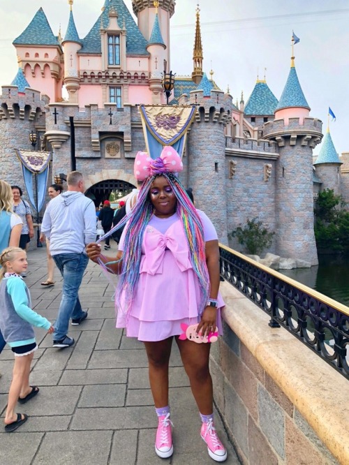 tasselfairy:I feel like the world needs to see a Disney princess...