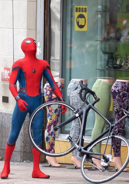 Spiderman homecoming behind the scenes Tumblr_inline_oajb4bS01x1uqhyn3_540