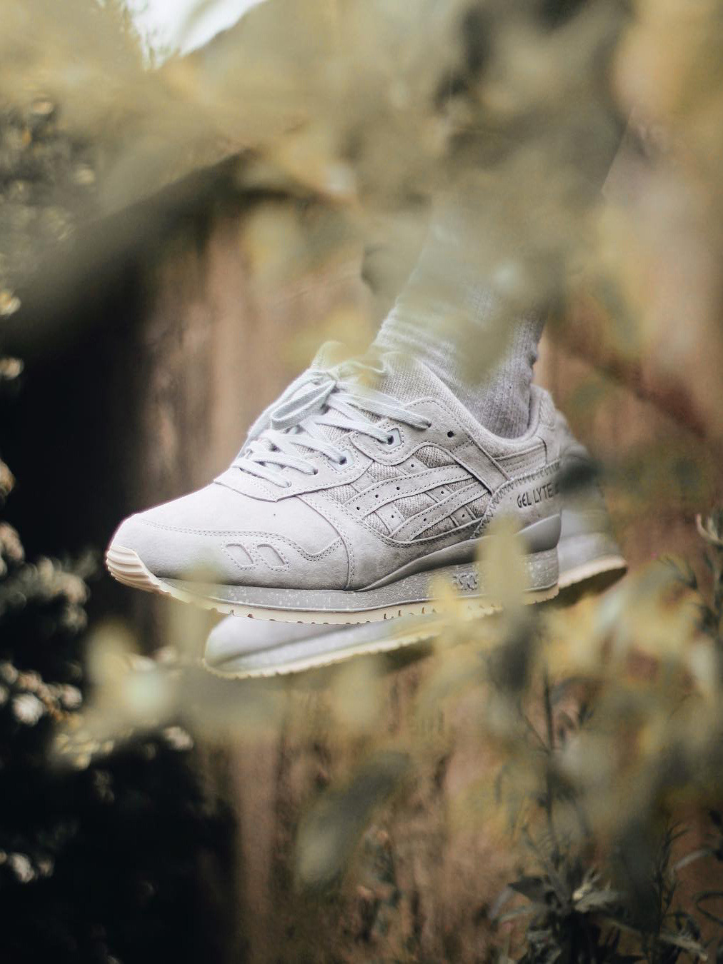 asics gel lyte iii grey reigning champ