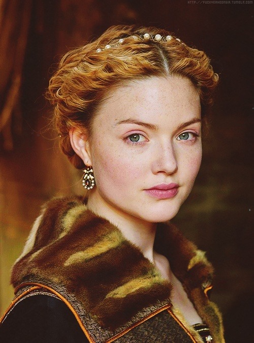 lapitiedangereuse: Holliday Grainger as Lucrezia...