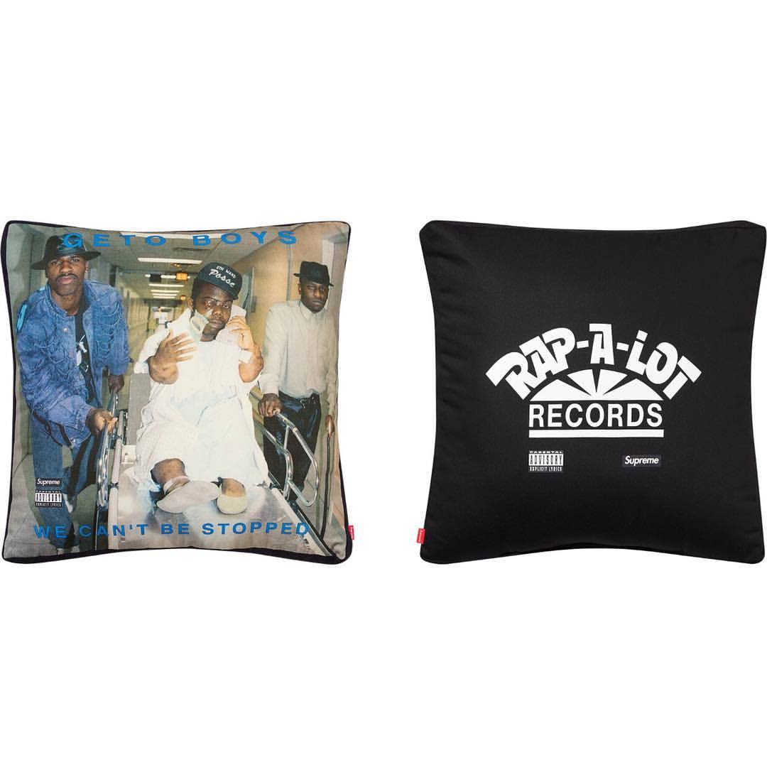 supreme pillow