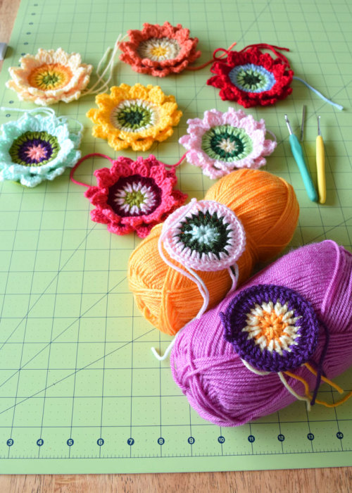 trellis & thyme patterns crochet flower pattern crochet pattern yarn crafts knitting Trellis & Thyme craft inspiration autumn crafting crochet
