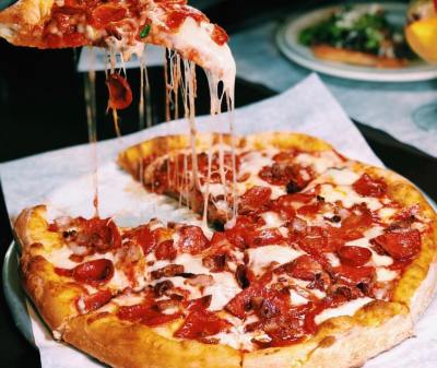 Pepperoni Pizza Porn - pepperoni pizzas | Tumblr