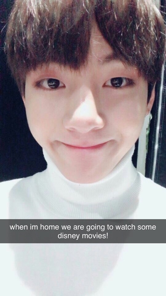 BTS X Male Reader Archive — Lovely snapchats with