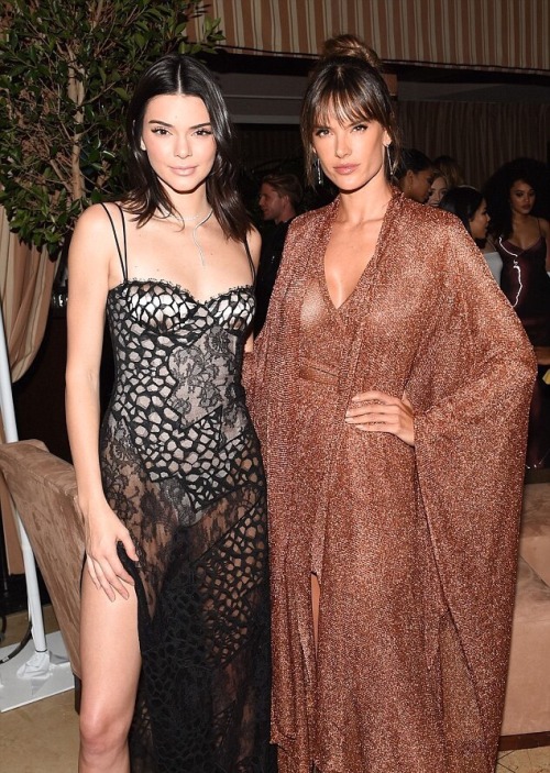 Kardashian/Jenner Blog