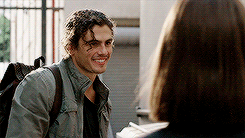 [Image: tumblr_inline_plk41v3Ot21wvmani_1280.gif]