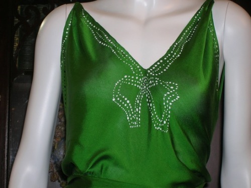 costumeloverz71:Cecilia Tallis’ (Kiera Knightly) Green dress...