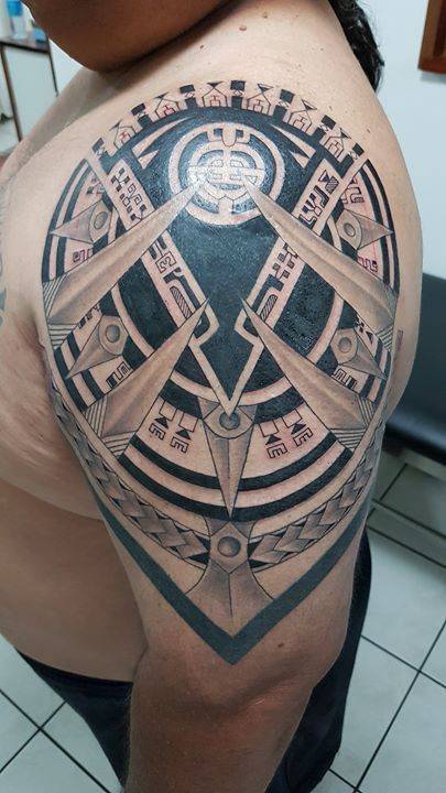 By Patu Mamatui, done at Tattoo by Patu, Papeete.... tribal;polynesian;big;facebook;twitter;shoulder;patu