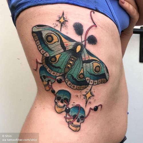 By Shio, done at Blessed Tattoo, Zaragoza.... animal;big;facebook;insect;moth;neotraditional;shio;side;twitter