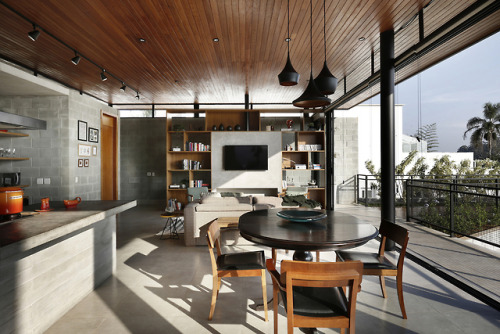 architorturedsouls:RD House / Belluzzo Martinhão Arquitetosph:...