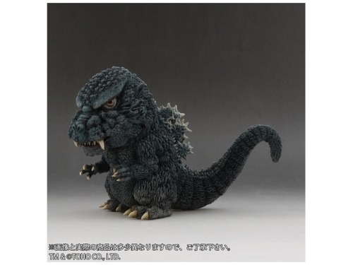 mekagojira3k:Saw this little guy up for preorder at hlj!6,000...