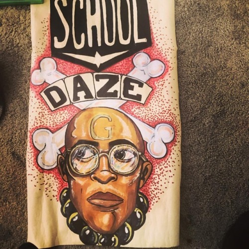 Need a frame for this #mrhoundztooth #spikeleejoint...