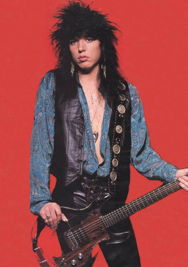 TOM KEIFER - ABOUT TOM KEIFER...