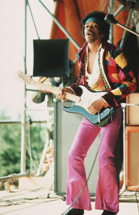 twixnmix:Jimi Hendrix’s last performance at the Open Air...