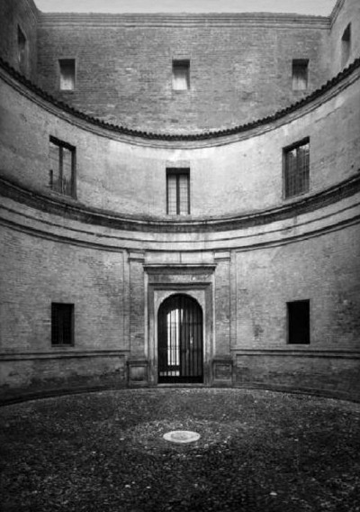 ofhouses:<br /><br />414. Andrea Mantegna ///	Casa del Mantegna		/// Mantova,	Italy	///	1476OfHouses guest curated by Studiospazio:”This house hosts the atelier of Mantegna on the ground floor and his apartment on the upper floor. It can be understood as a solitary building with a central courtyard, as well as a townhouse embedded in the urban fabric.Because of the coexistence of these two contrasting characters the intangible inner world avoids the isolation from the city.”(Photo:<br /> © G. Newman, Studio Calzolari, Alessandro Avi, Giuseppe Gradella.)