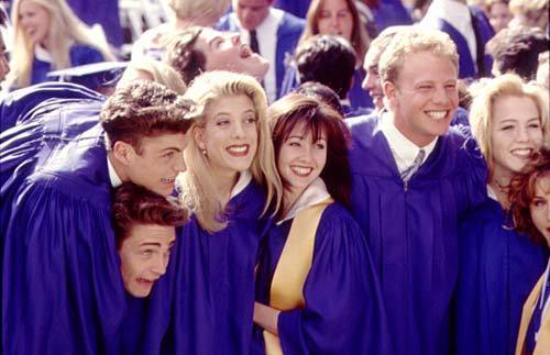 90sfashiongal:Some of the best 90s gangs graduating. Sob!