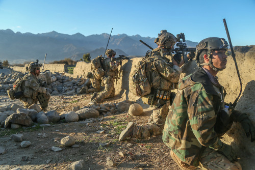 militaryarmament:Green Berets with 10th Special Forces Group...