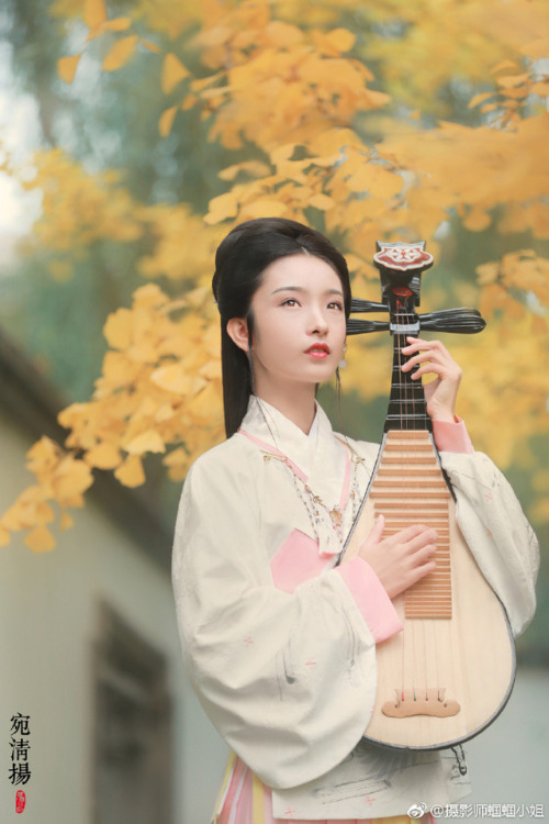 ziseviolet:yansanniang:@摄影师蝈蝈小姐Traditional Chinese Hanfu.