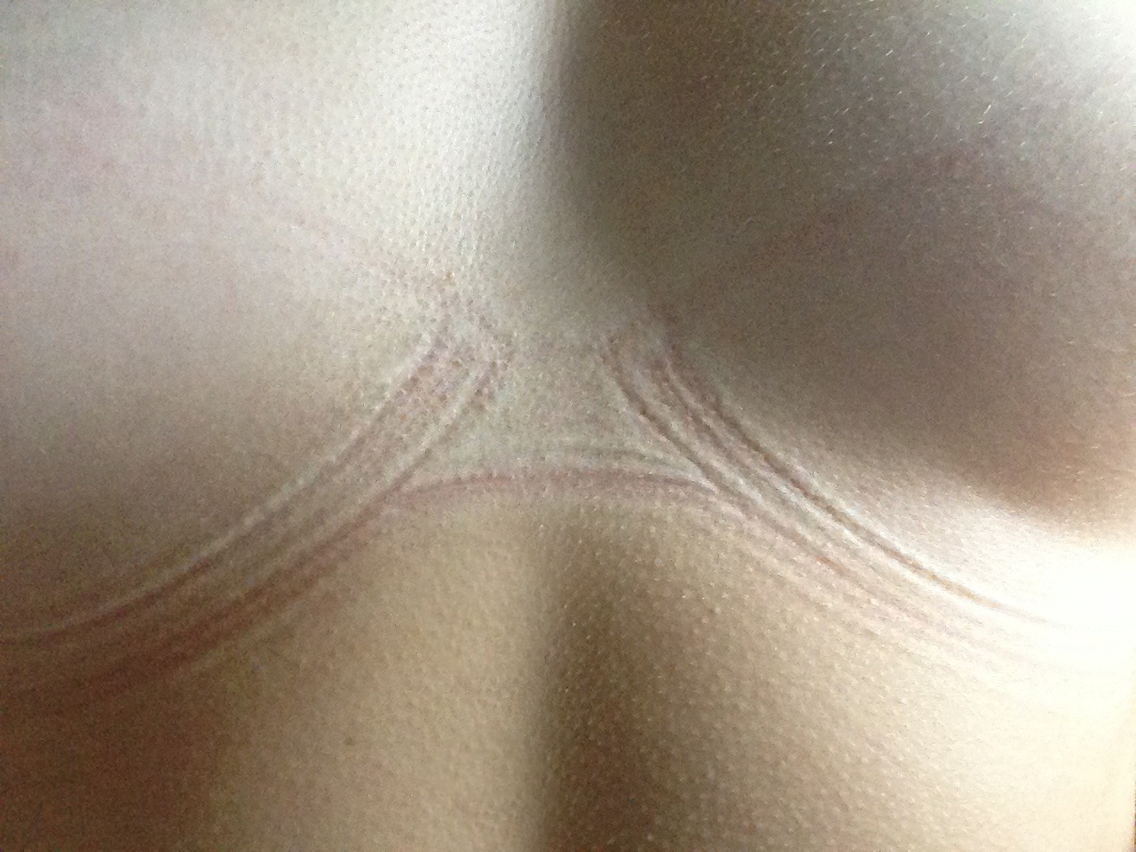следы на лифчике от груди (120) фото