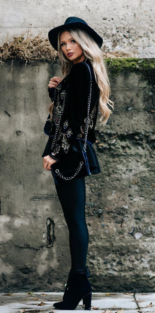 70+ Street Outfits that'll Change your Mind - #Style, #Pretty, #Outfits, #Fashionblogger, #Streetstyle Embellished blue velvet on the blog tonight with zara. (Link in bio) 