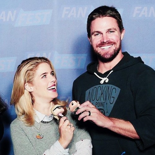 haileesdemi:— Emily Bett & Stephen Amell icons (Stemily...